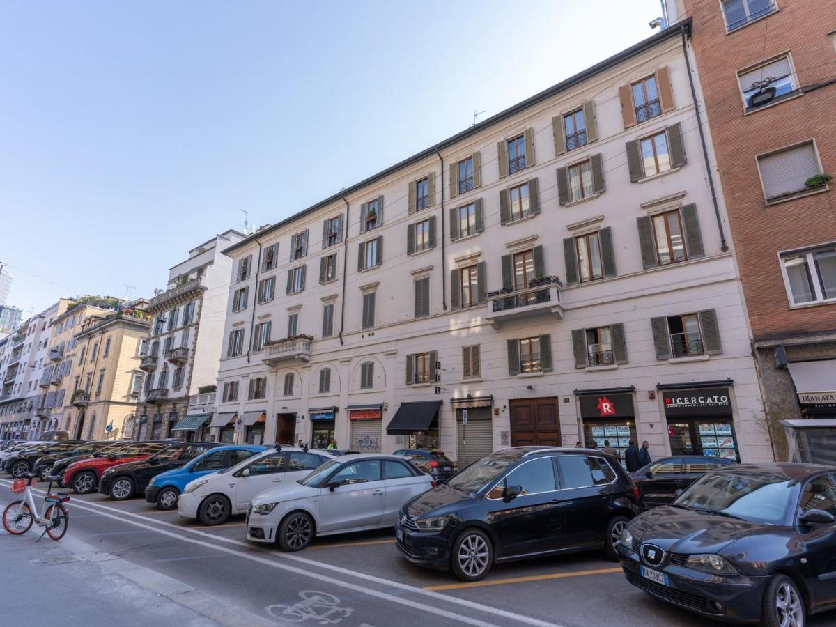 The Best Rent - Gorgeous Two-Bedroom Apartment In Porta Nuova District 밀라노 외부 사진