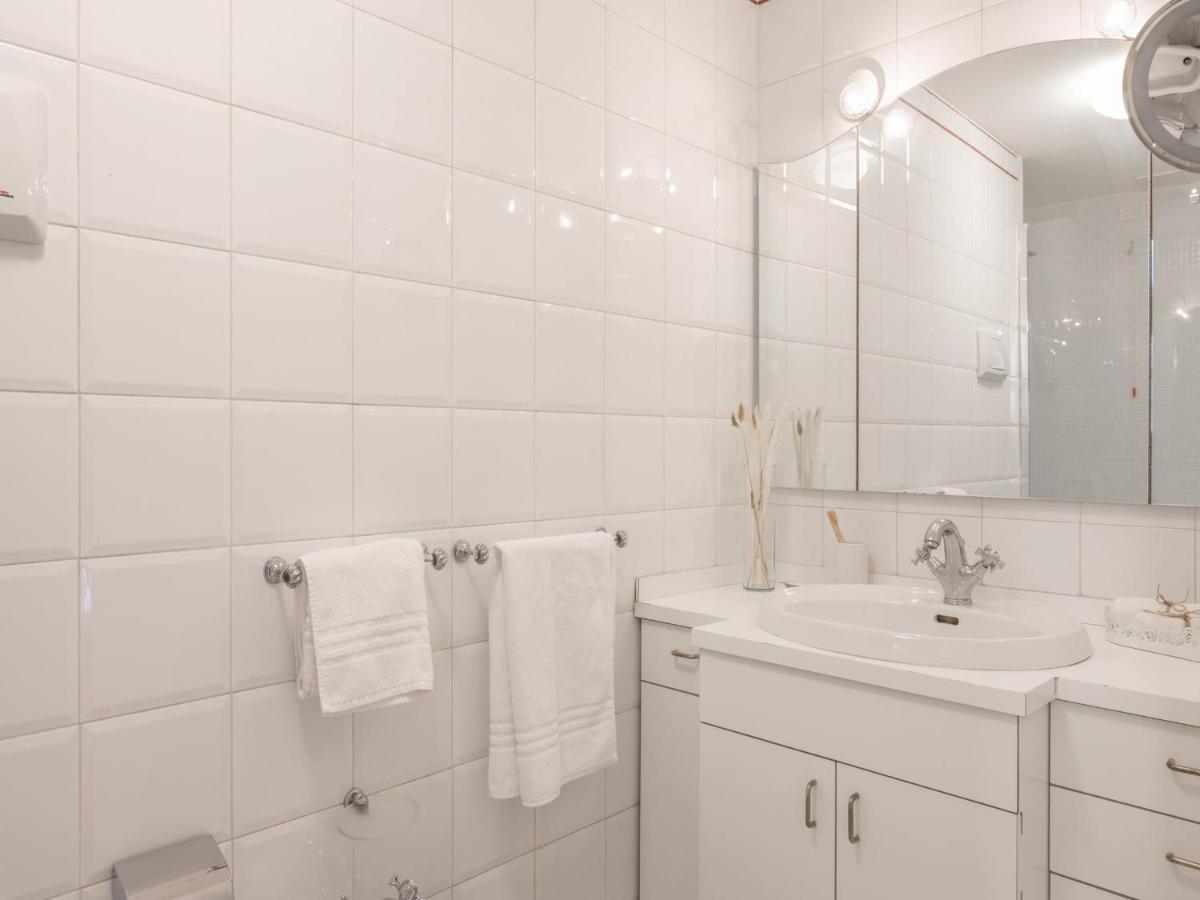 The Best Rent - Gorgeous Two-Bedroom Apartment In Porta Nuova District 밀라노 외부 사진