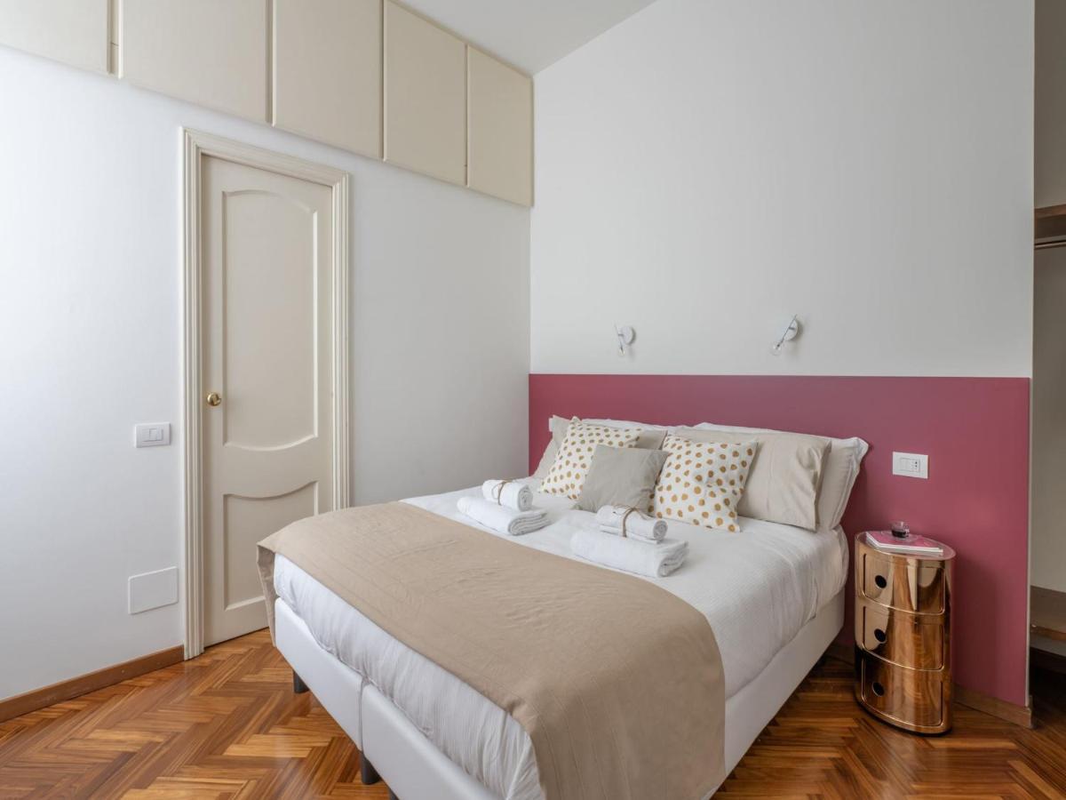 The Best Rent - Gorgeous Two-Bedroom Apartment In Porta Nuova District 밀라노 외부 사진