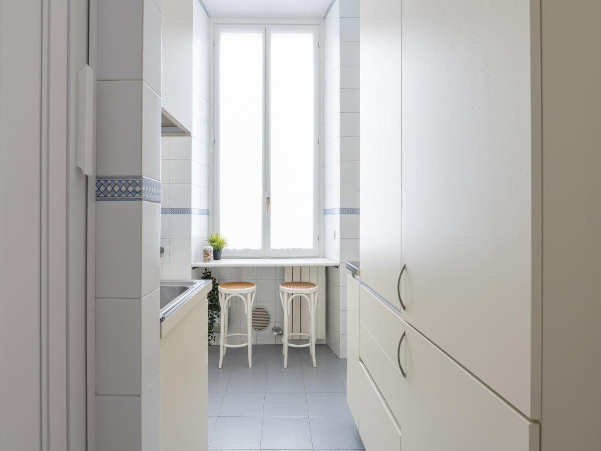 The Best Rent - Gorgeous Two-Bedroom Apartment In Porta Nuova District 밀라노 외부 사진