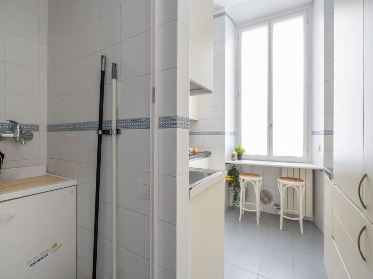The Best Rent - Gorgeous Two-Bedroom Apartment In Porta Nuova District 밀라노 외부 사진